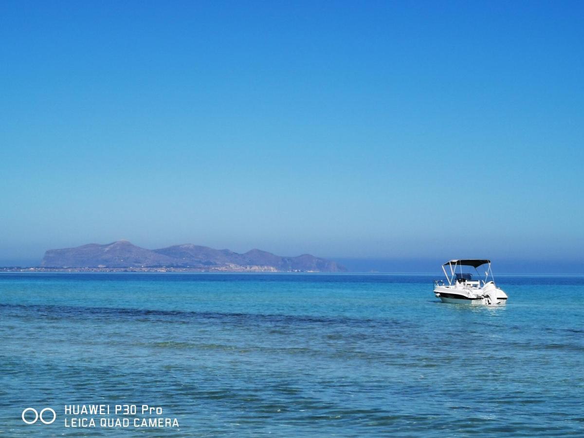 Brezza Salina Bed & Breakfast Torre Nubia Exterior photo